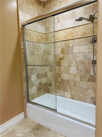 5555 Carpenter 4, Valley Village, CA 91607
