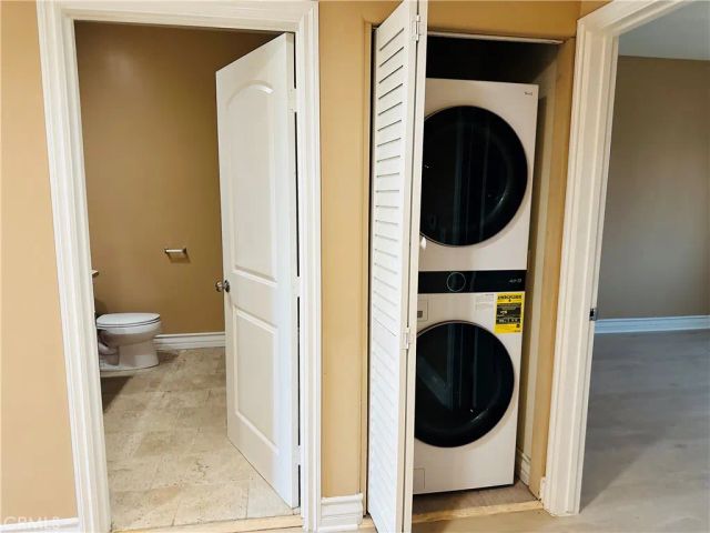 5555 Carpenter 4, Valley Village, CA 91607