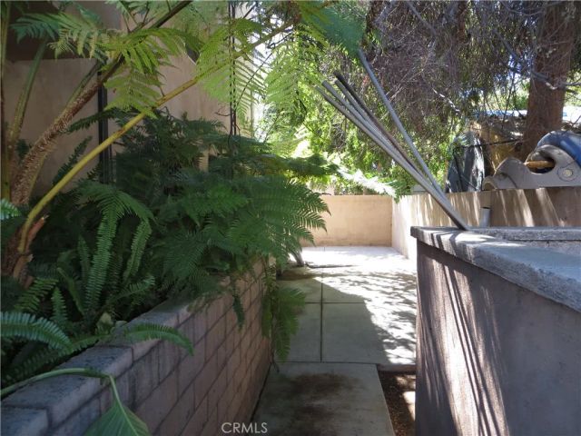 5555 Carpenter 4, Valley Village, CA 91607
