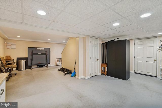 145 MERRYBROOK DR, Havertown, PA 19083