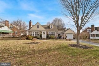 145 MERRYBROOK DR, Havertown, PA 19083