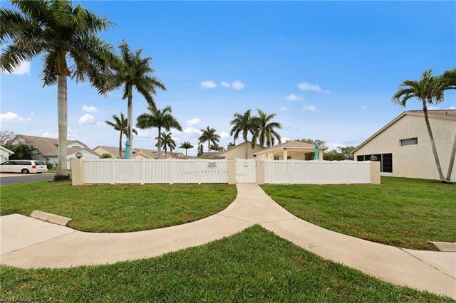 25161 Golf Lake CIR, Bonita Springs, FL 34135