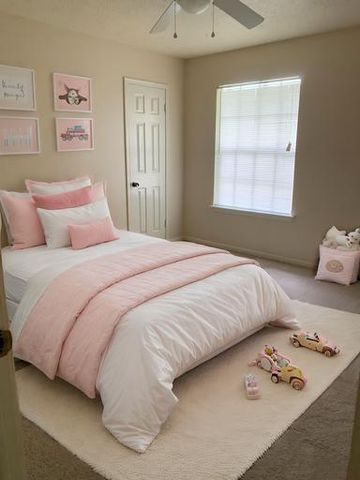 15015 Gladebrook Drive, Houston, TX 77068