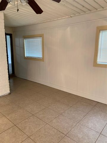 15015 Gladebrook Drive, Houston, TX 77068