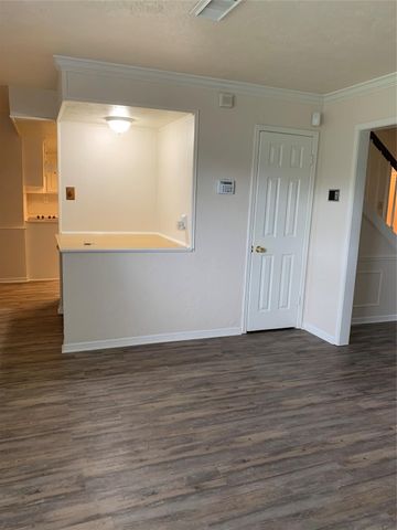 15015 Gladebrook Drive, Houston, TX 77068