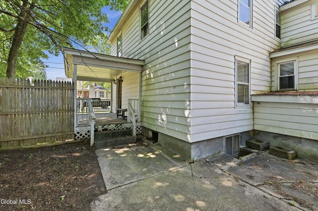 69 Prospect Avenue, Gloversville, NY 12078