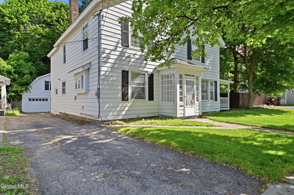69 Prospect Avenue, Gloversville, NY 12078