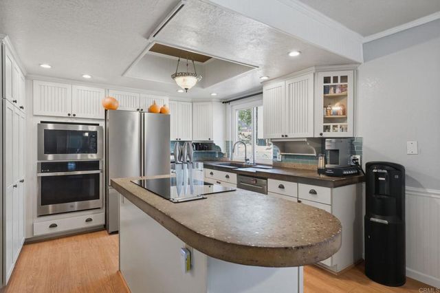 2351 Stewart Place, Escondido, CA 92027