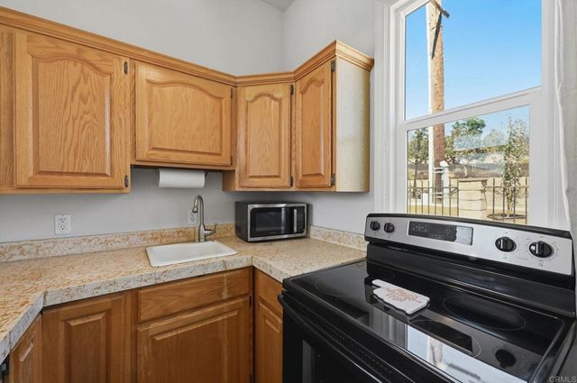 2351 Stewart Place, Escondido, CA 92027