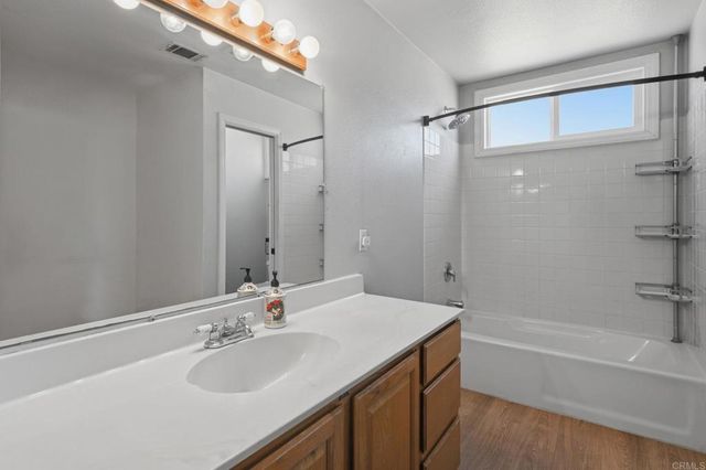 2351 Stewart Place, Escondido, CA 92027