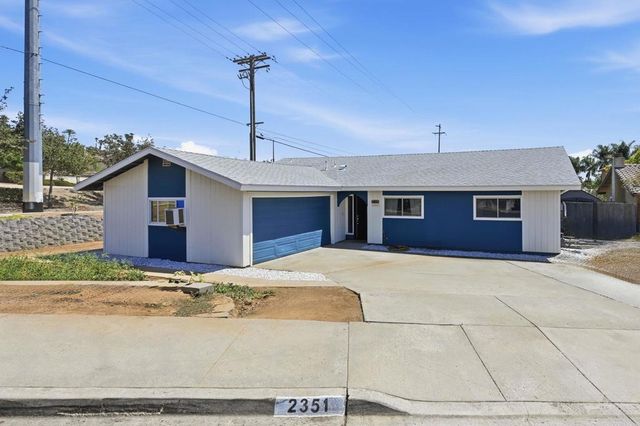 2351 Stewart Place, Escondido, CA 92027