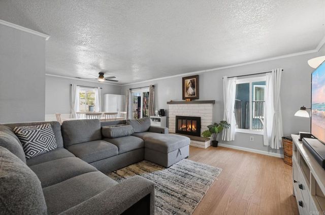 2351 Stewart Place, Escondido, CA 92027