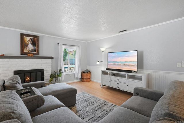 2351 Stewart Place, Escondido, CA 92027