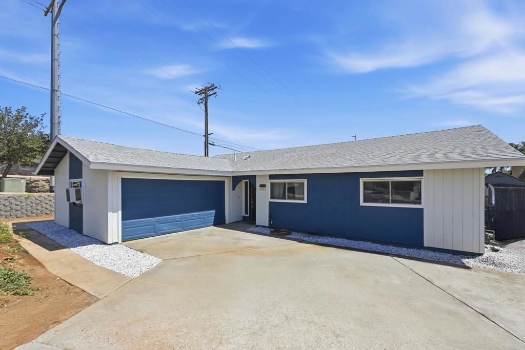 2351 Stewart Place, Escondido, CA 92027 — photo 2