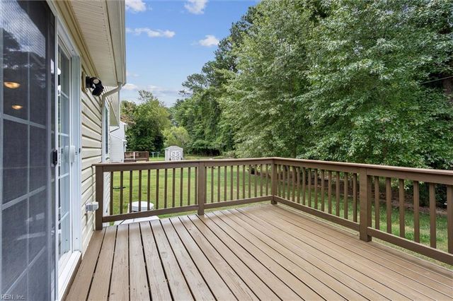 402 Boundary RD, Yorktown, VA 23690