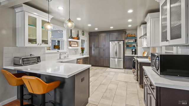 725 Valle Vista Ave, Vallejo, CA 94590