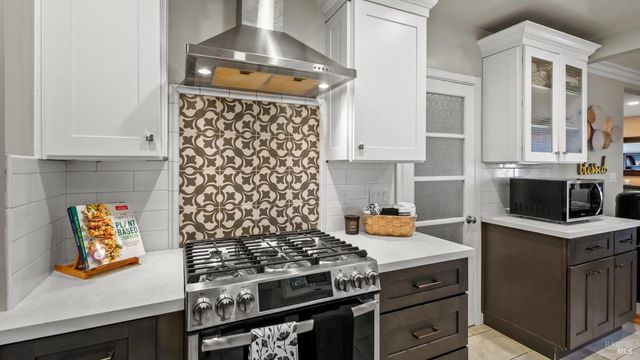 725 Valle Vista Ave, Vallejo, CA 94590