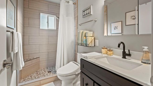 725 Valle Vista Ave, Vallejo, CA 94590