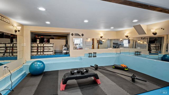 725 Valle Vista Ave, Vallejo, CA 94590