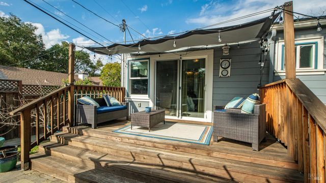 725 Valle Vista Ave, Vallejo, CA 94590