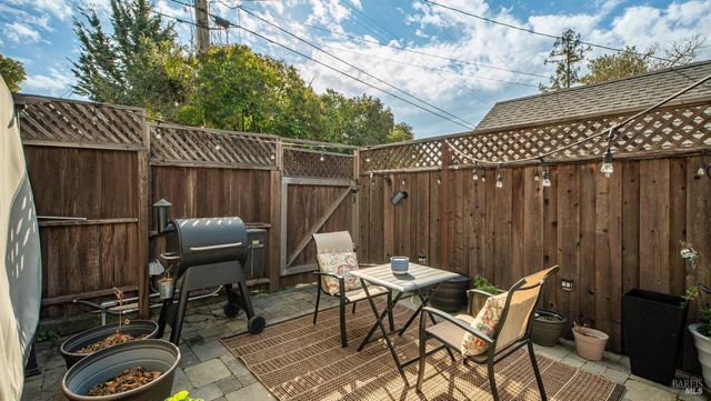 725 Valle Vista Ave, Vallejo, CA 94590