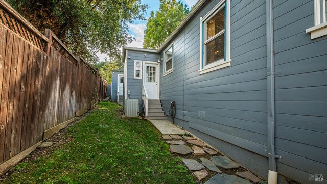 725 Valle Vista Ave, Vallejo, CA 94590