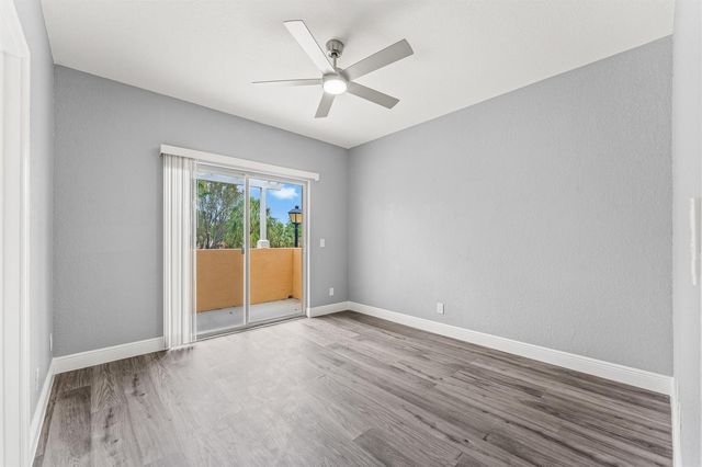 205 S Santa Catalina Circle 205, North Lauderdale, FL 33068