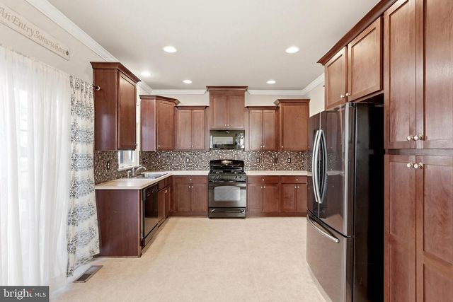 103 FIESTA DR, Stephenson, VA 22656