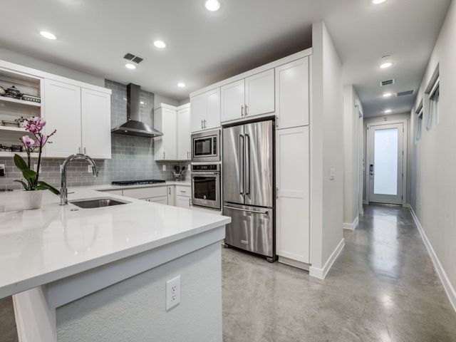 5404 Winton Street, Dallas, TX 75206