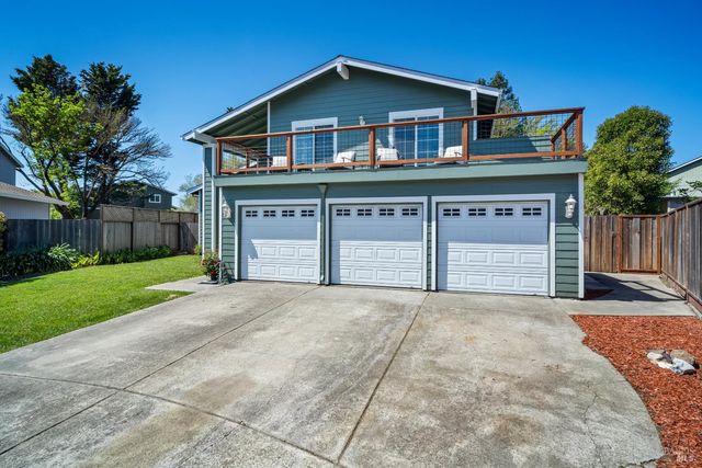 4491 Filbert Ct, Rohnert Park, CA 94928