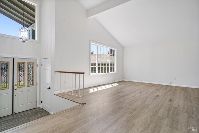 4491 Filbert Ct, Rohnert Park, CA 94928