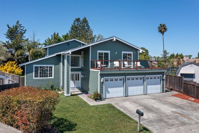 4491 Filbert Ct, Rohnert Park, CA 94928