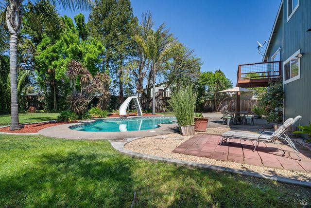 4491 Filbert Ct, Rohnert Park, CA 94928