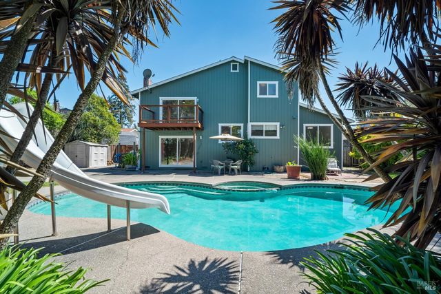 4491 Filbert Ct, Rohnert Park, CA 94928