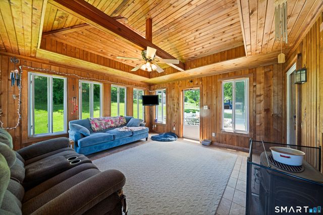55 Hacienda Circle, Southington, CT 06479