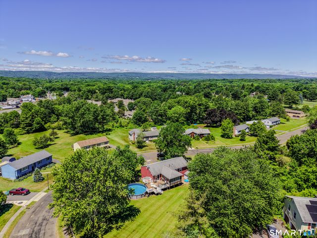 55 Hacienda Circle, Southington, CT 06479