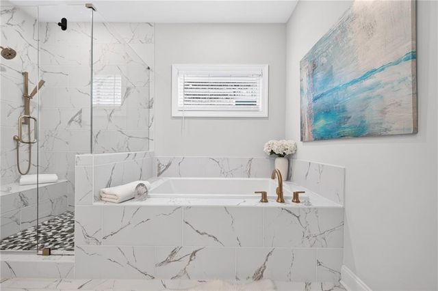 140 Wards Crossing Way, Johns Creek, GA 30022