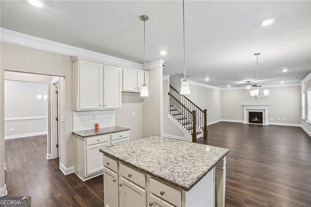 525 Gregs Place, Mcdonough, GA 30253
