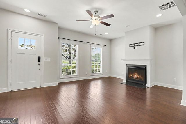 898 Westmoreland Circle NW, Atlanta, GA 30318