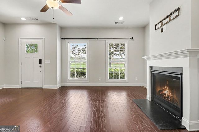 898 Westmoreland Circle NW, Atlanta, GA 30318