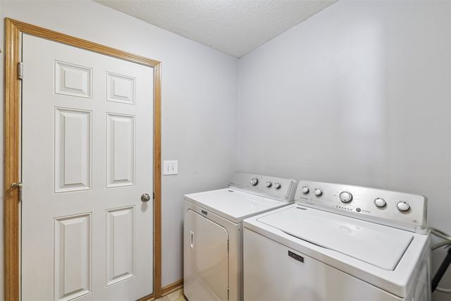 201 S 20th Street, Indianola, IA 50125