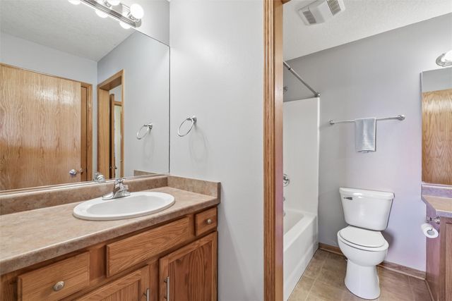 201 S 20th Street, Indianola, IA 50125