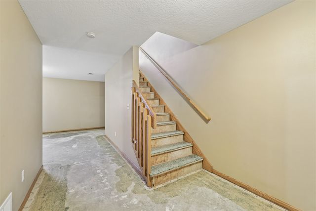 201 S 20th Street, Indianola, IA 50125