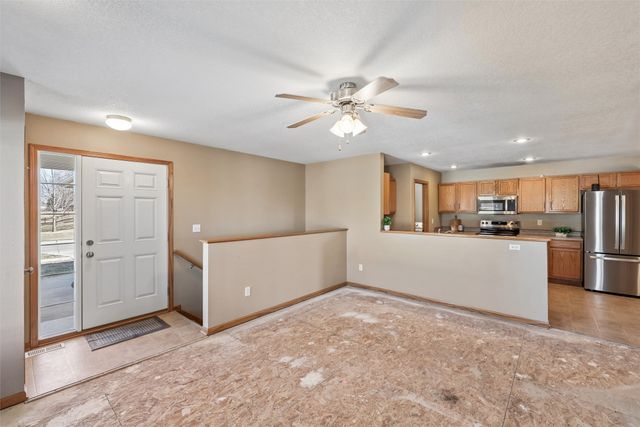 201 S 20th Street, Indianola, IA 50125