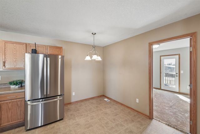 201 S 20th Street, Indianola, IA 50125