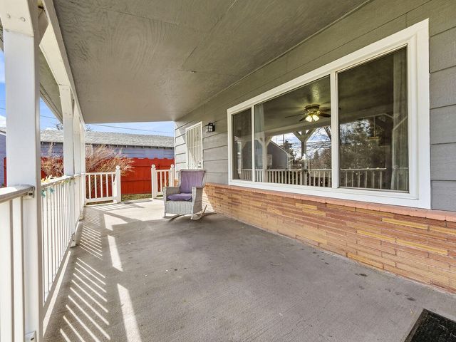 3854 Summers Lane, Klamath Falls, OR 97603