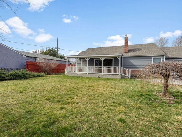 3854 Summers Lane, Klamath Falls, OR 97603