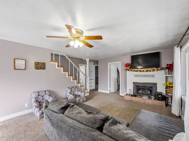 3854 Summers Lane, Klamath Falls, OR 97603
