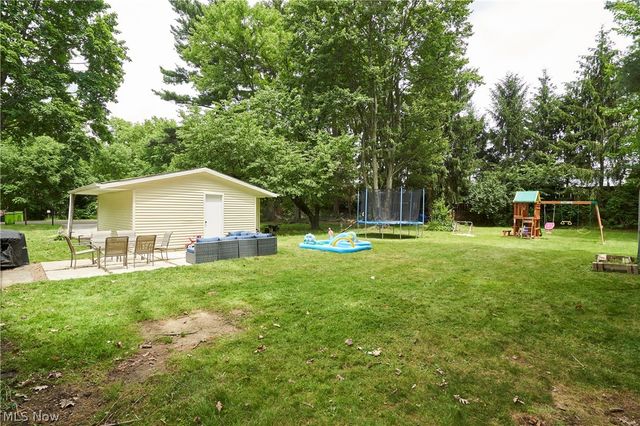 7903 Stoneridge Road, Macedonia, OH 44056