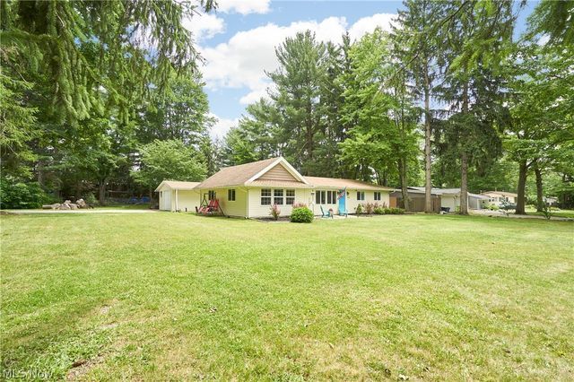 7903 Stoneridge Road, Macedonia, OH 44056
